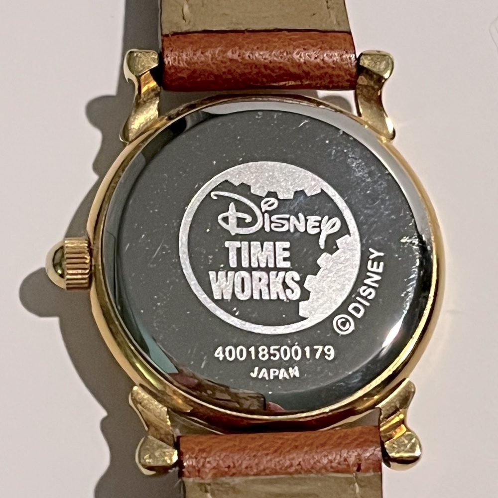 Vintage Winnie the Pooh & Friends Disney Parks Watch with Brown Leather Strap - Picture 4 of 13